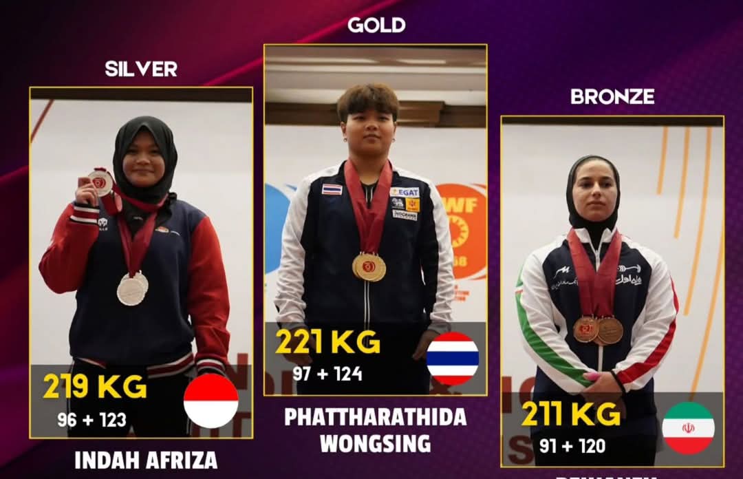 Indah Apriza Atlet Cabor Angkat Besi Asal Sumsel Raih Medali Perak Di Kejuaraan Tingkat Asia, yang digelar di Doha, Qatar.