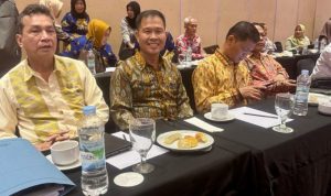 Penjabat Wali Kota Prabumulih menghadiri Rakor dan High Level Meeting TPID Se-Sumatera Selatan Sekaligus Sosialissi Kegiatan Pemeriksaan Kesehatan Gratis di Ballrom Hotel Aryaduta Palembang, pada hari kamis, tanggal 23 Januari 2025.