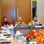 Penjabat Bupati Musi Banyuasin H. Sandi Fahlepi menghadiri Rapat Umum Pemegang Saham Luar Biasa (RUPS-LB) Rencana Kerja dan Anggaran (RKA) PT Petro Muba (Perseroda) di Hotel The Excelton Palembang, pada hari Senin tanggal 30 Desember 2024.