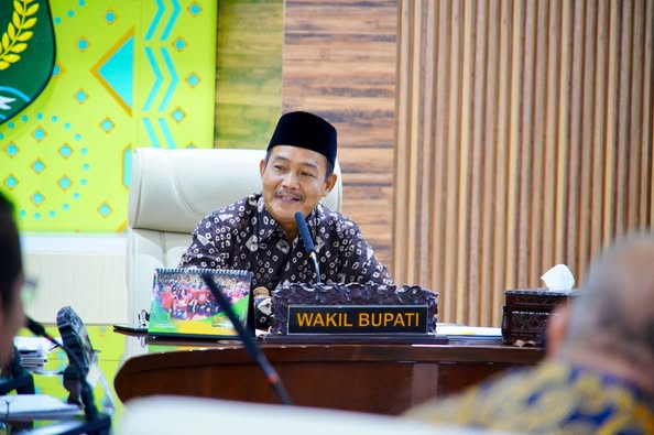 Pemkab Muba mengambil langkah cepat pasca-pelantikan melalui rapat staf jajaran Pemkab Muba 2025 di ruang rapat Serasan Sekate pada Jumat tanggal 7 Maret 2025.