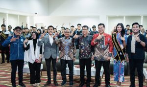 Gekrafs Sumsel menggelar acara 'Edukrafs' (Edukasi Kreatif Bersama Gekrafs Sumsel) dengan tema "Komunikasi Skill Era Industri Digital dan Ekonomi Kreatif" di Aula Politeknik Pariwisata Palembang, pada hari Jumat, tanggal 25 April 2025. 