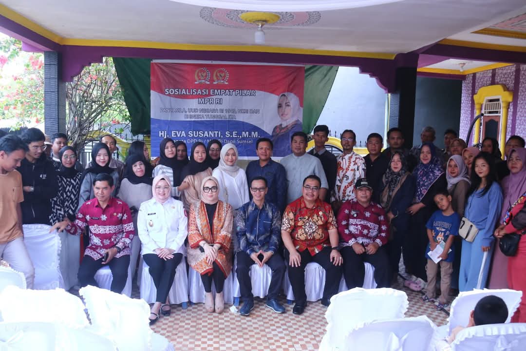 Hj. Eva Susanti menggelar Sosialisasi 4 Pilar Kebangsaan di kelurahan Tanah Mas, Kecamatan Talang Kelapa, Kabupaten Banyuasin, pada hari Kamis tanggal 24 April 2025.