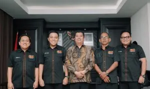 Jajaran Pengurus PaSKI Sumsel berkunjung ke Politeknik Pariwisata Palembang disambut secara langsung oleh Direktur Politeknik Pariwisata Palembang, Bapak Dr. Iwan Riady, pada hari Rabu tanggal 23 April 2025 di Ruang Rektorat Politeknik Pariwisata Palembang.
