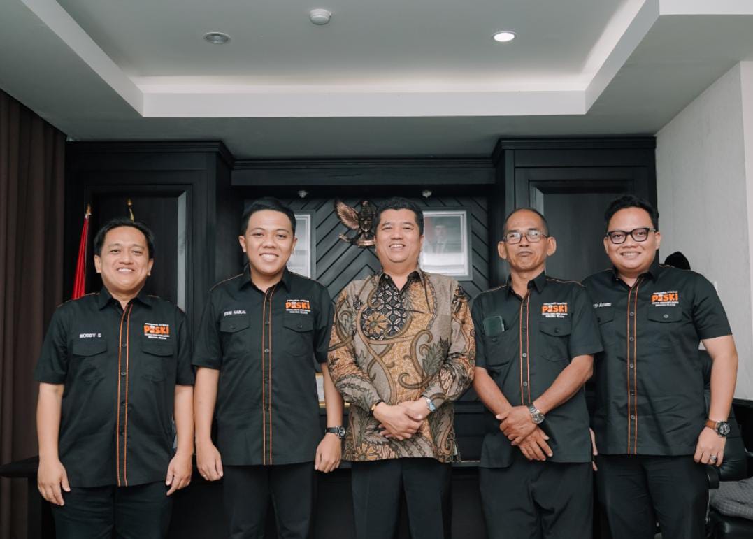 Jajaran Pengurus PaSKI Sumsel berkunjung ke Politeknik Pariwisata Palembang disambut secara langsung oleh Direktur Politeknik Pariwisata Palembang, Bapak Dr. Iwan Riady, pada hari Rabu tanggal 23 April 2025 di Ruang Rektorat Politeknik Pariwisata Palembang.