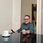 Wakil Ketua DPRD Kabupaten PALI, Firdaus Hasbullah, S.H., M.H., mendesak pemerintah dan Badan Gizi Nasional untuk melakukan evaluasi total terhadap pelaksanaan program Makan Bergizi Gratis, menyusul insiden keracunan massal yang menimpa puluhan pelajar di Kecamatan Talang Ubi pada hari Senin, tanggal 5 Mei 2025.