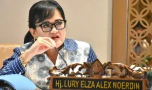 Hj. Lury Alex Noerdin, Anggota DPRD Sumsel dari Komisi V, apresiasi penuh keputusan MK terkait sekolah gratis, dan siap mengawal implementasinya di Sumatera Selatan.