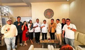 Pengurus BPD Himpunan Pengusaha Muda Indonesia (HIPMI) Sumatera Selatan Bidang VIII yang membawahi sektor Pariwisata, Industri Kreatif, dan Infokomdigi melakukan audiensi dengan Kepala Dinas Kebudayaan dan Pariwisata (Disbudpar) Provinsi Sumatera Selatan, Pandji Tjahjanto, pada Rabu sore (21/5) di Kantor Disbudpar Prov. Sumsel.