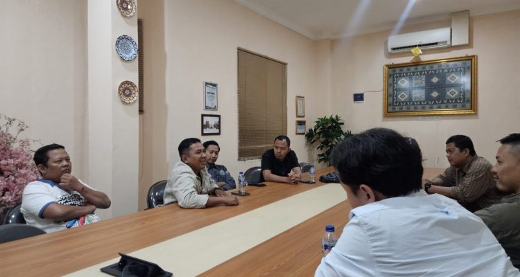 Menjelang peringatan Hari Bhayangkara ke-79, DitIntelkam Polda Sumsel bersilaturahmi dengan jajaran DPD Pro Jurnalismedia Siber (PJS) Sumsel.