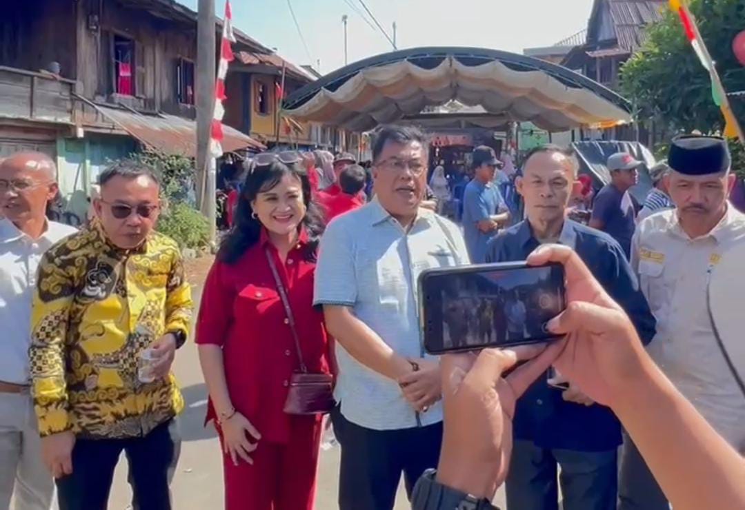 Kehadiran Hj. Lury Alex Noerdin dalam kegiatan masyarakat bukan hanya sekadar kunjungan, tetapi juga wujud nyata kepedulian dan komitmen untuk terus dekat dengan rakyat.