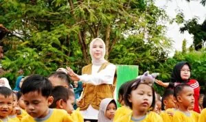 Ketua Dewan Kerajinan Nasional Daerah (Dekranasda) Kabupaten OKI, Ike Meilina. (foto : Pemkab OKI)