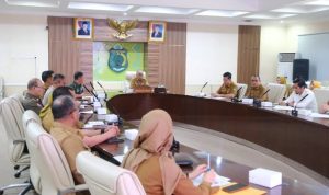 Sekretaris Daerah Kabupaten Muba, Dr H Apriyadi MSi, memimpin rapat persiapan Festival Randik XXI Tahun 2025 di Ruang Rapat Serasan Sekate, pada hari Senin tanggal 22 September 2025. Rapat dihadiri jajaran perangkat daerah, Forkopimda, serta panitia lokal guna mematangkan agenda budaya yang akan digelar di Kecamatan Sungai Lilin.