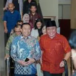 Gubernur Herman Deru bersama Sony Sonjaya selaku Wakil Ketua Badan Gizi Nasional saat menghadiri Konsolidasi Program MBG di Hotel Aryaduta. Gubernur Herman Deru bersama Sony Sonjaya selaku Wakil Ketua Badan Gizi Nasional saat menghadiri Konsolidasi Program MBG di Hotel Aryaduta.