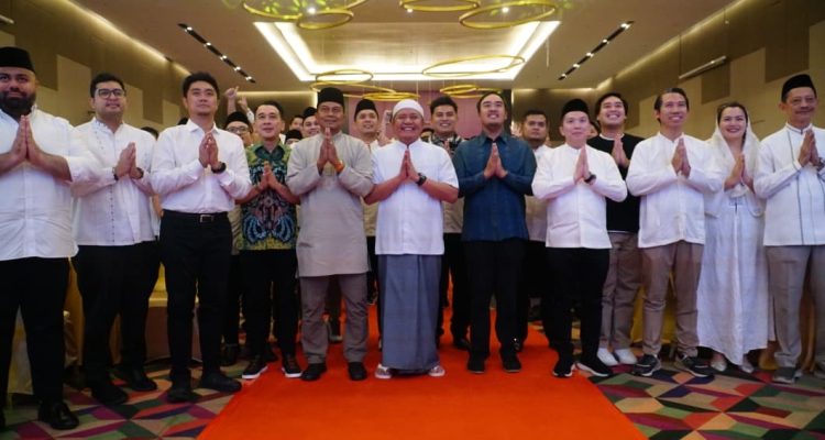 Gubernur Sumsel Herman Deru buka puasa bersama keluarga besar BPD HIPMI Sumsel di Hotel The Zuri Palembang. Gubernur Sumsel Herman Deru buka puasa bersama keluarga besar BPD HIPMI Sumsel di Hotel The Zuri Palembang.