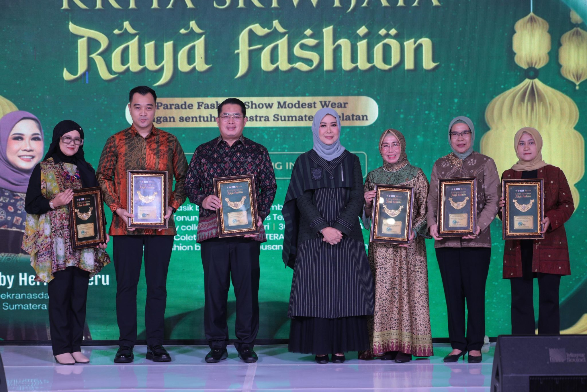 Feby Deru Buka Raya Fashion Ramadhan di PIM Feby Deru Buka Raya Fashion Ramadhan di PIM