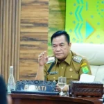Bupati Toha saat memimpin langsung Rakor bersama Forkopimda. Bupati Toha saat memimpin langsung Rakor bersama Forkopimda.
