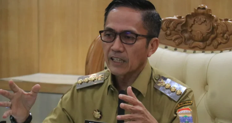 Wali Kota Palembang Ratu Dewa.