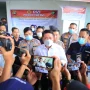 Gubernur Sumatera Selatan Herman Deru mendatangi Rumah Sakit Bhayangkara Moh Hasan.