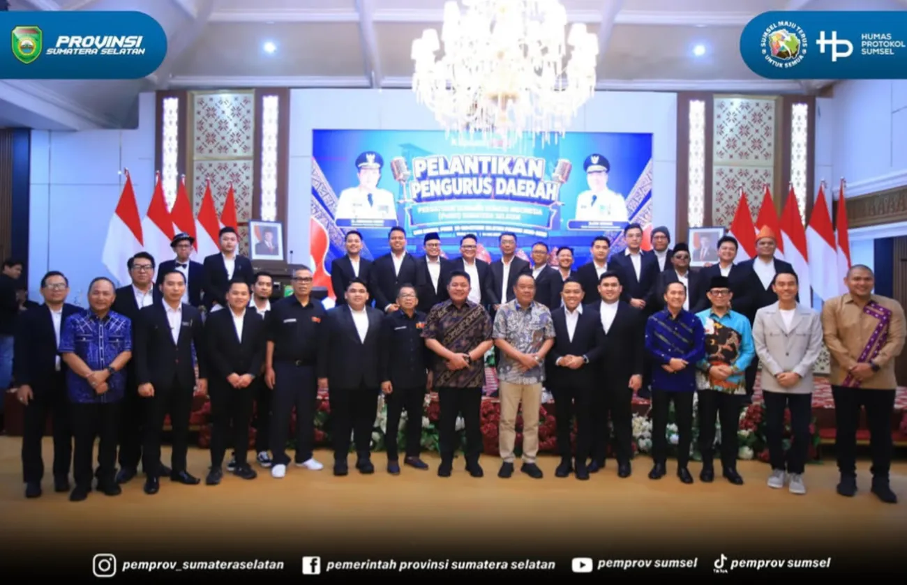 Jarwo Kwat Lantik Pengurus PaSKI Sumsel, Herman Deru Apresiasi Semangat Komedian Daerah.