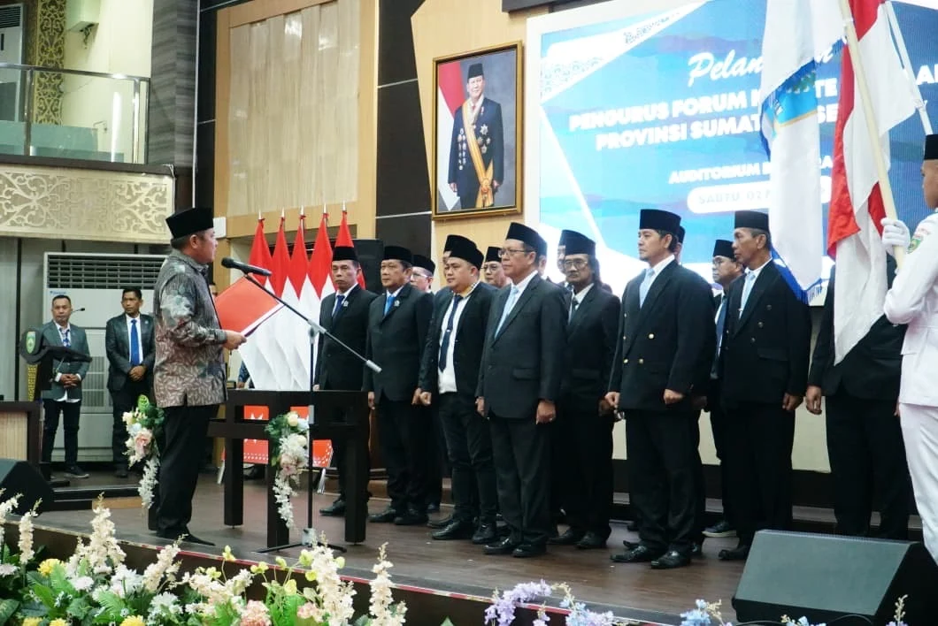 Pertama di Indonesia! Herman Deru Resmikan Forum Komite Sekolah Sumsel.
