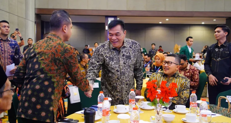 Bupati Muba H M Toha Tohet SH saat menghadiri Rakernas ADPMET 2026 di Jambi.