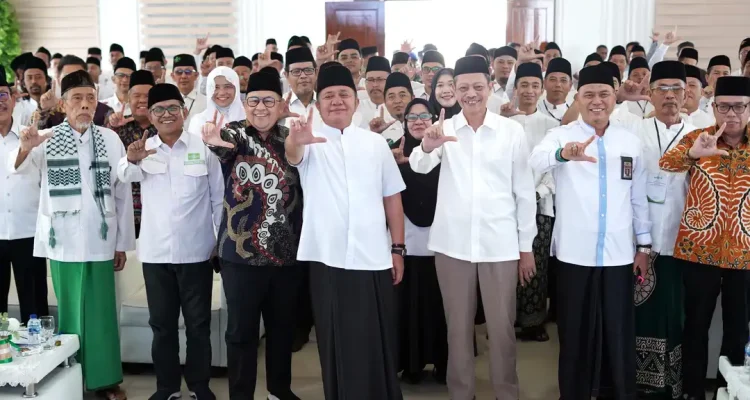 kader-penggerak-nu-sumsel Gubernur Herman Deru memberikan materi sebagai narasumber dalam acara Pendidikan Kader Penggerak NU Sumsel di Palembang.