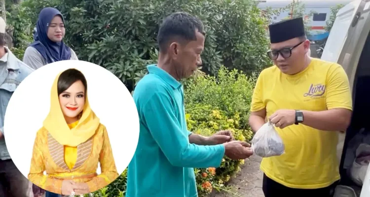 lury-alex-noerdin-qurban-dapil-vi Tim Sahabat Lury saat menyalurkan paket hewan kurban Idul Adha dari Hj Lury Alex Noerdin untuk masyarakat Dapil VI Sumatera Selatan.