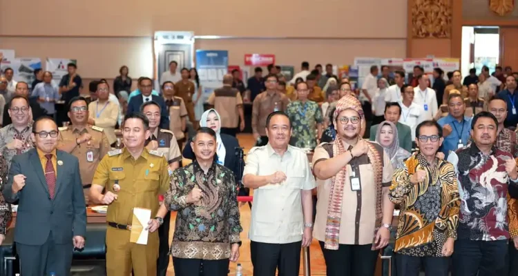 Wakil Gubernur Sumsel Cik Ujang hadir di acara Musprov Inkindo Sumsel di Hotel Aryaduta Palembang.