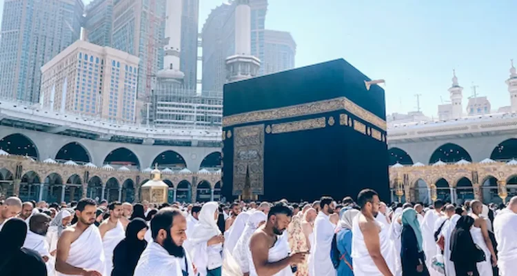 Doc : tawaf di ka'bah.