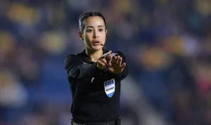 Senyum Katia Itzel Garcia menyimpan sejarah besar. Ia menjadi wanita Meksiko pertama yang dipercaya memimpin laga di Piala Dunia 2026. Foto: Dok. Refereeing World. Senyum Katia Itzel Garcia menyimpan sejarah besar. Ia menjadi wanita Meksiko pertama yang dipercaya memimpin laga di Piala Dunia 2026. Foto: Dok. Refereeing World.