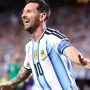 Ekspresi kegembiraan Lionel Messi melakukan selebrasi ikonik usai membobol gawang Aljazair pada laga Grup J Piala Dunia 2026.