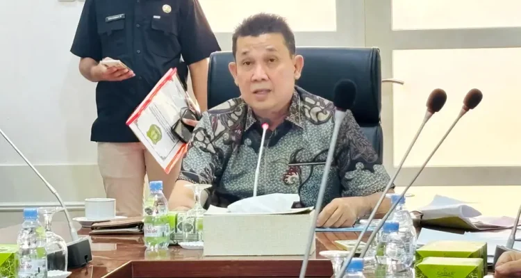 Sekda Muba Syafaruddin memimpin rapat evaluasi terkait kebijakan Jum'at Full WFH ASN Muba.