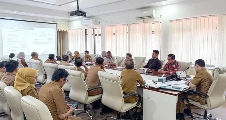 Suasana rapat koordinasi jajaran Pemkab Muba mengenai rencana pembentukan tim khusus penertiban HGU dan Amdal perusahaan Muba.