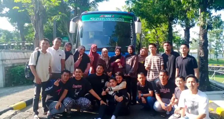 sertifikasi-kompetensi-nasional-ppsdm-migas-cepu-muba Rombongan pemuda peserta program Generasi Unggul Muba jurusan K3 saat menyelesaikan program sertifikasi nasional PPSDM Migas Cepu.