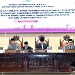 Rapat Paripurna XXXVII DPRD Provinsi Sumatera Selatan menyetujui Raperda Pertanggungjawaban Pelaksanaan APBD Tahun Anggaran 2025 menjadi Peraturan Daerah, sekaligus memberikan sejumlah rekomendasi kepada Pemerintah Provinsi Sumatera Selatan untuk perbaikan tata kelola keuangan daerah. Rapat Paripurna XXXVII DPRD Provinsi Sumatera Selatan menyetujui Raperda Pertanggungjawaban Pelaksanaan APBD Tahun Anggaran 2025 menjadi Peraturan Daerah, sekaligus memberikan sejumlah rekomendasi kepada Pemerintah Provinsi Sumatera Selatan untuk perbaikan tata kelola keuangan daerah.