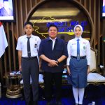 Gubernur Sumsel H. Herman Deru menerima sekaligus memberikan pesan kepada dua calon Paskibraka Nasional asal Sumatera Selatan, Muhammad Ikhsan Nugroho dan Khalyana Zahira Sandi, sebelum mengikuti pemusatan pendidikan dan pelatihan (Diklat) di Depok, Senin (13/7/2026). Gubernur Sumsel H. Herman Deru menerima sekaligus memberikan pesan kepada dua calon Paskibraka Nasional asal Sumatera Selatan, Muhammad Ikhsan Nugroho dan Khalyana Zahira Sandi, sebelum mengikuti pemusatan pendidikan dan pelatihan (Diklat) di Depok, Senin (13/7/2026).