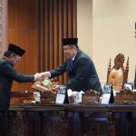 Wakil Gubernur Sumsel H. Cik Ujang menghadiri Rapat Paripurna XXXVIII DPRD Sumsel yang membahas laporan hasil kerja Pansus Optimalisasi Pendapatan Daerah serta Rapat Paripurna XXXIX dengan agenda penyampaian laporan hasil reses pimpinan dan anggota DPRD Sumsel di Ruang Rapat Paripurna DPRD Sumsel, Senin (13/7/2026). Wakil Gubernur Sumsel H. Cik Ujang menghadiri Rapat Paripurna XXXVIII DPRD Sumsel yang membahas laporan hasil kerja Pansus Optimalisasi Pendapatan Daerah serta Rapat Paripurna XXXIX dengan agenda penyampaian laporan hasil reses pimpinan dan anggota DPRD Sumsel di Ruang Rapat Paripurna DPRD Sumsel, Senin (13/7/2026).