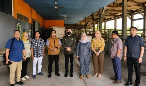 Suasana Kunjungan Kerja Komisi II DPRD Sumsel di Rumah Pemotongan Hewan (RPH) PT Bina Hilir Utama Niaga Kabupaten OKI.